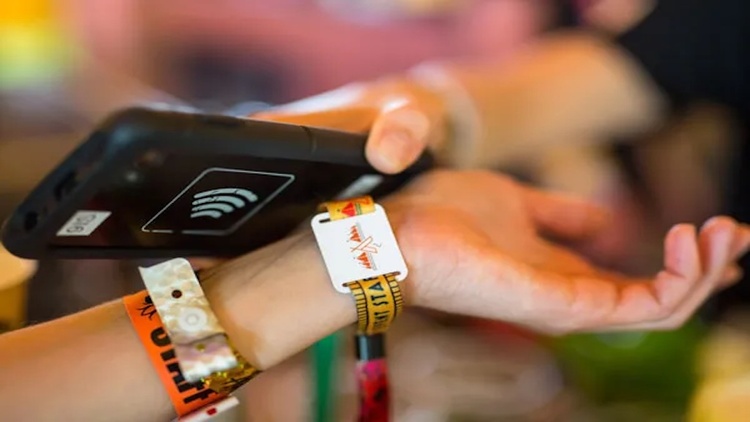 RFID Wristband For Access Control RFID Wristband For Access Control