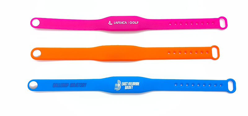 RFID silicone wristband with metal buckle