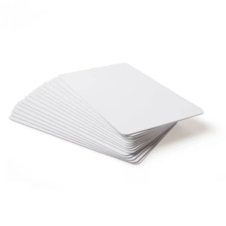 بطاقة NFC فارغة بتردد 13.56 ميجاهرتز، RFID Ntag213/Ntag215/Ntag216، بطاقة PVC بيضاء ذكية قابلة لإعادة الكتابة