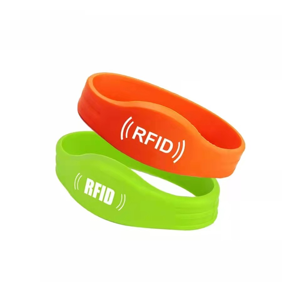 سوار معصم ذكي من السيليكون بتقنية RFID بتردد 13.56 ميجاهرتز مقاوم للماء ومضاد للماء للنادي الرياضي