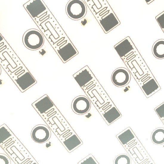 ورقة تطعيم RFID UHF ثنائية التردد 13.56 ميجا هرتز