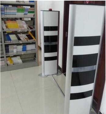 حلول نظام إدارة المكتبات بتقنية RFID - بطاقة مكتبة RFID