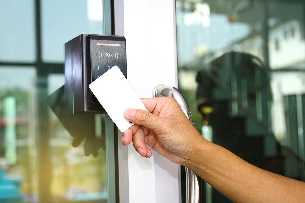 حل إدارة المجتمع الذكي RFID