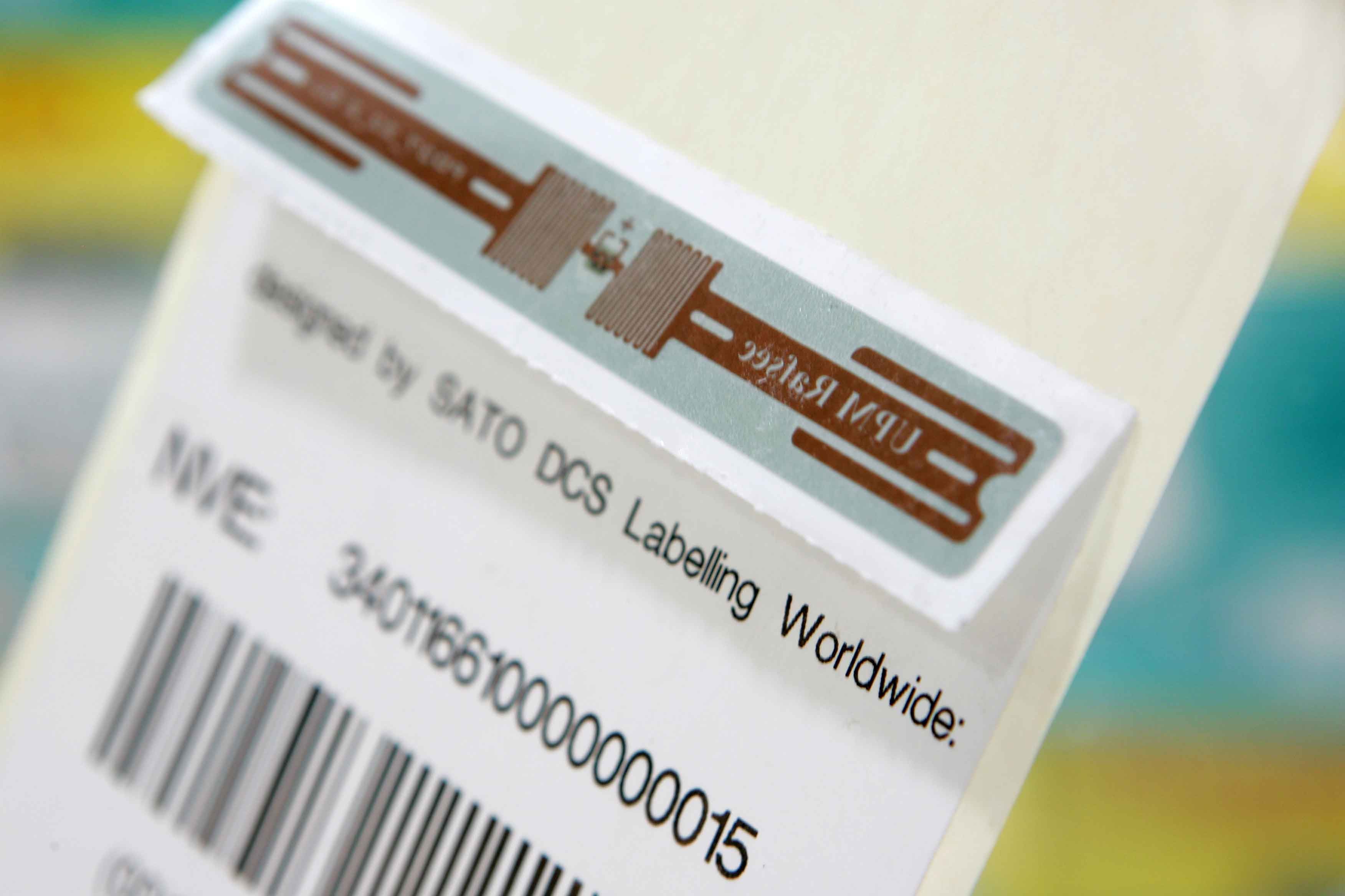 هل يصف رمز EPC نظامًا نموذجيًا لتطبيقات إنترنت الأشياء RFID؟