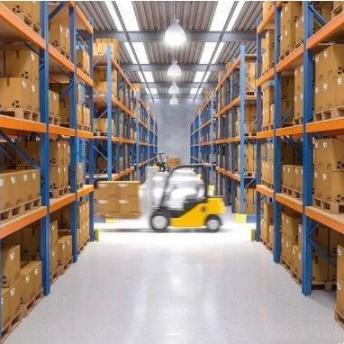 ما هي مزايا نظام إدارة المستودعات RFID؟