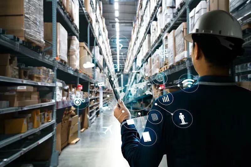 إدارة وتطبيق علامات UHF RFID في الخدمات اللوجستية للتخزين