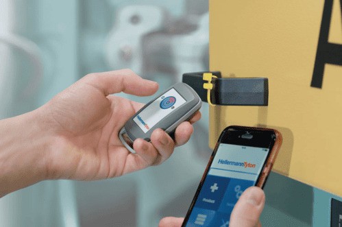 علامات ربط الكابلات UHF RFID - الحل للتتبع السلس والإدارة الفعالة.