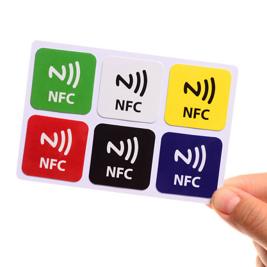 ملصق علامة NFC سلبي للاستخدام مرة واحدة بتردد 13.56 ميجاهرتز