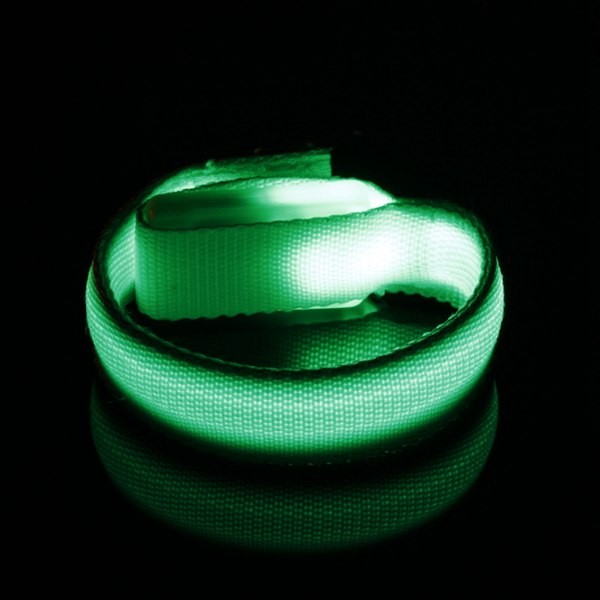 سوار نايلون RFID LED مع 15 لونًا متغيرًا وتحكمًا طويل المدى