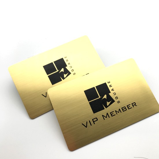 بطاقة عمل من مادة PVC باللون الذهبي