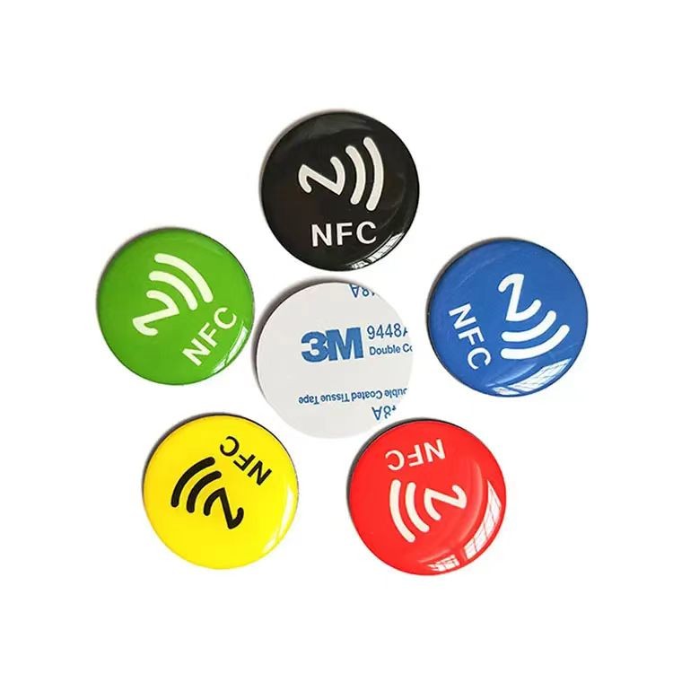 ملصقات NFC من الإيبوكسي المقاوم للماء بقطر 25/30 مم، ملصقات مشاركة الوسائط الاجتماعية، ملصقات الهواتف المحمولة