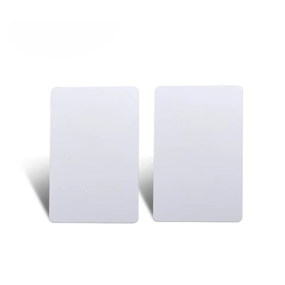 بطاقة NFC فارغة بتردد 13.56 ميجاهرتز، RFID Ntag213/Ntag215/Ntag216، بطاقة PVC بيضاء ذكية قابلة لإعادة الكتابة