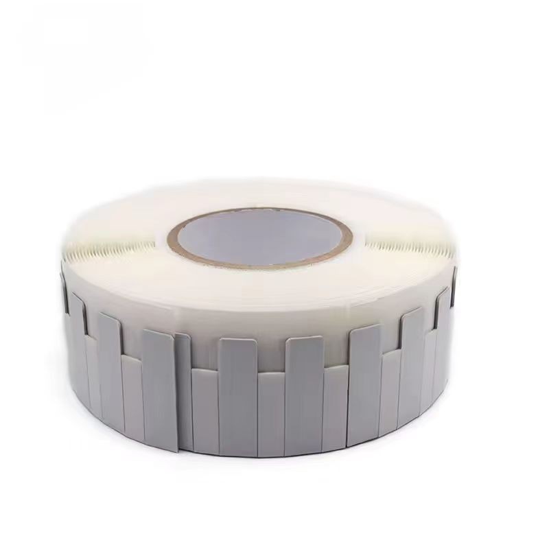علامة UHF RFID مرنة مضادة للمعادن طويلة المدى لتتبع الأصول