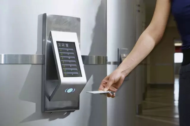 ذكي بناء بطاقة RFID الحل